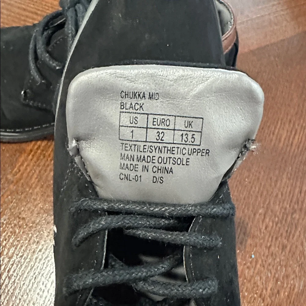Kenneth Cole Reaction Boys Shoes Size 1